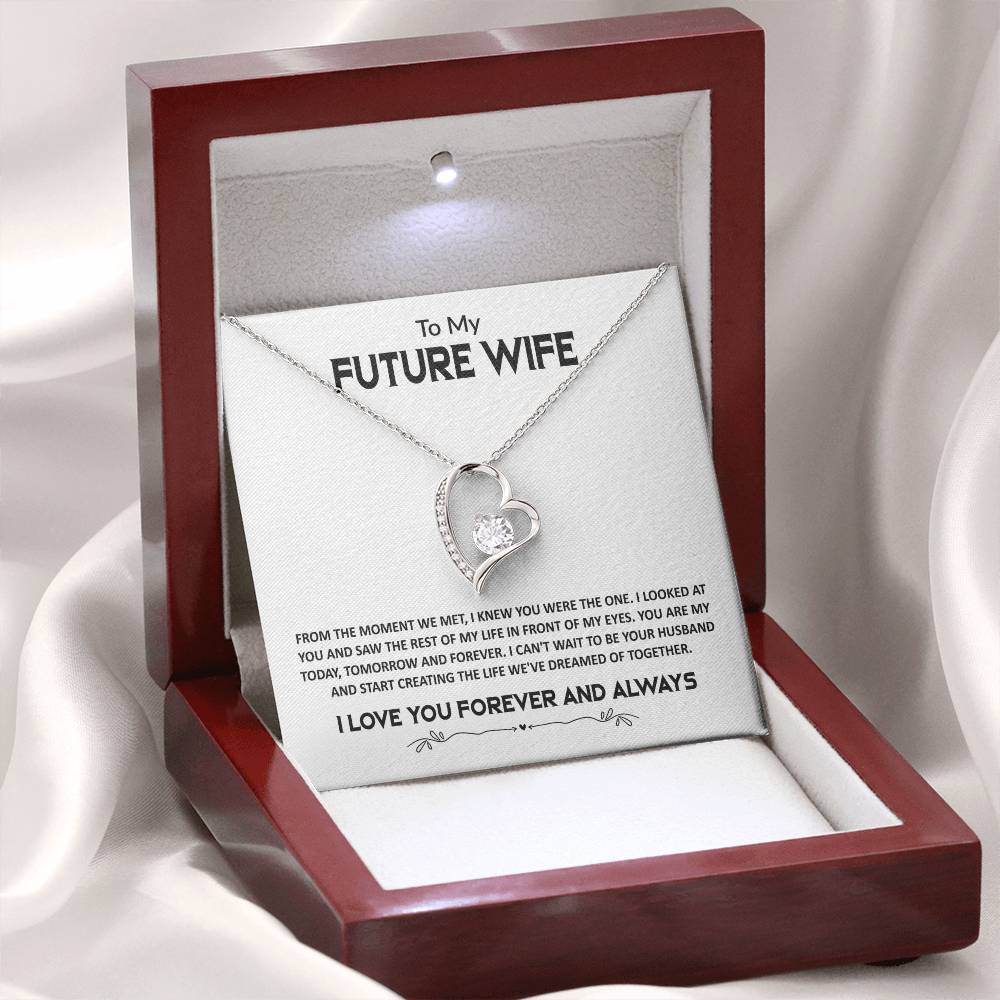 FROM THE MOMENT WE MET - Forever Love Necklace