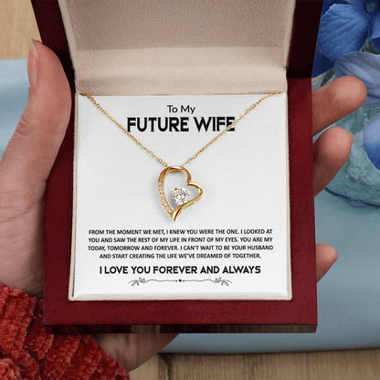 FROM THE MOMENT WE MET - Forever Love Necklace