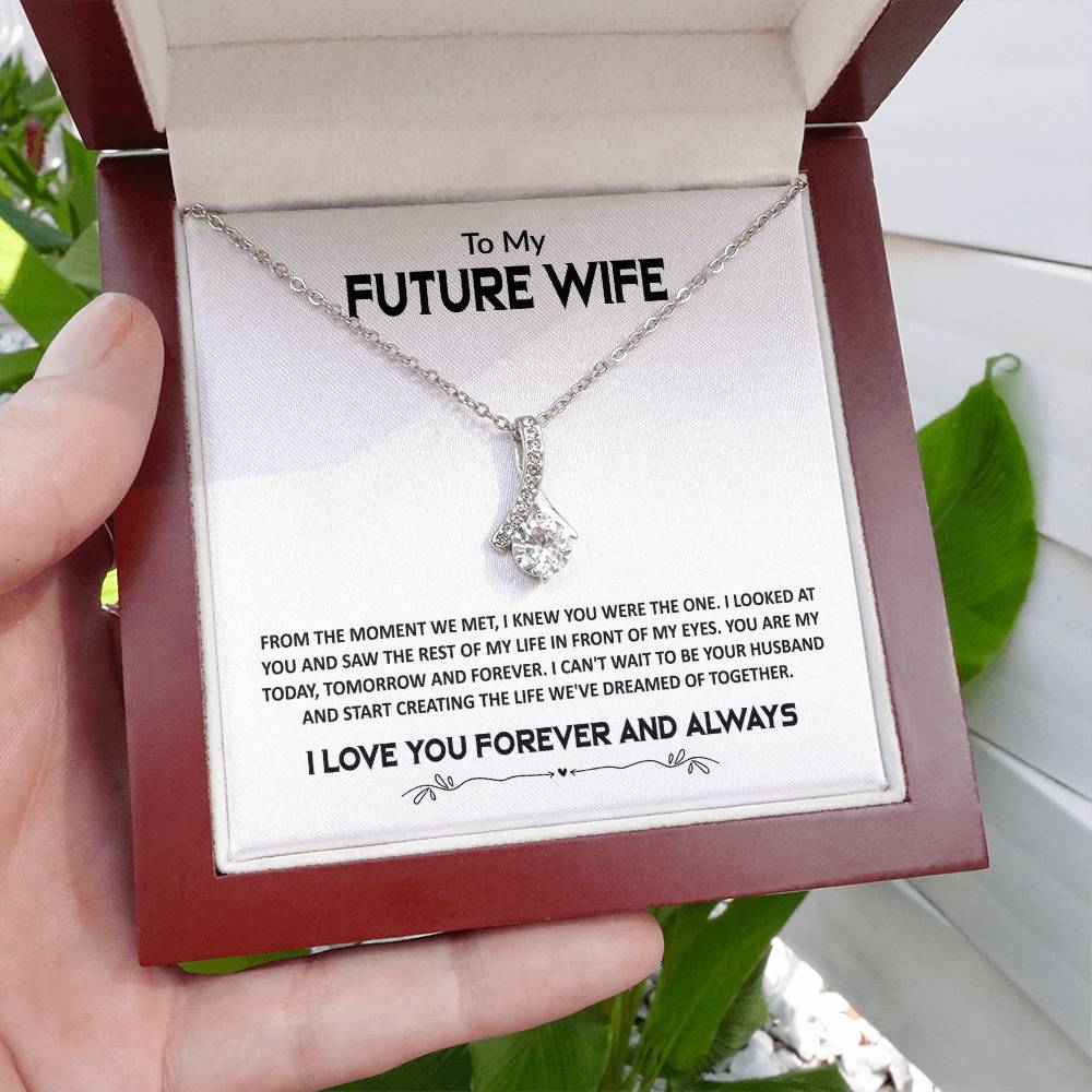 FROM THE MOMENT WE MET - Alluring Necklace