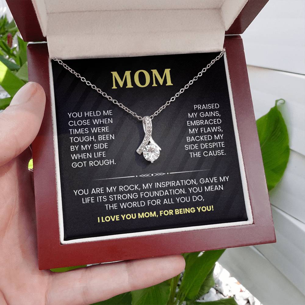 MOM - Alluring Necklace