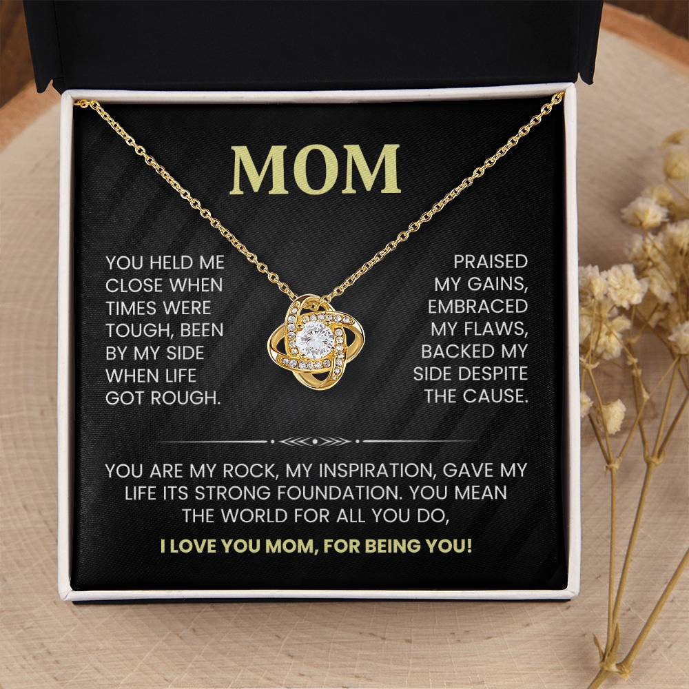 MOM - Knot Necklace