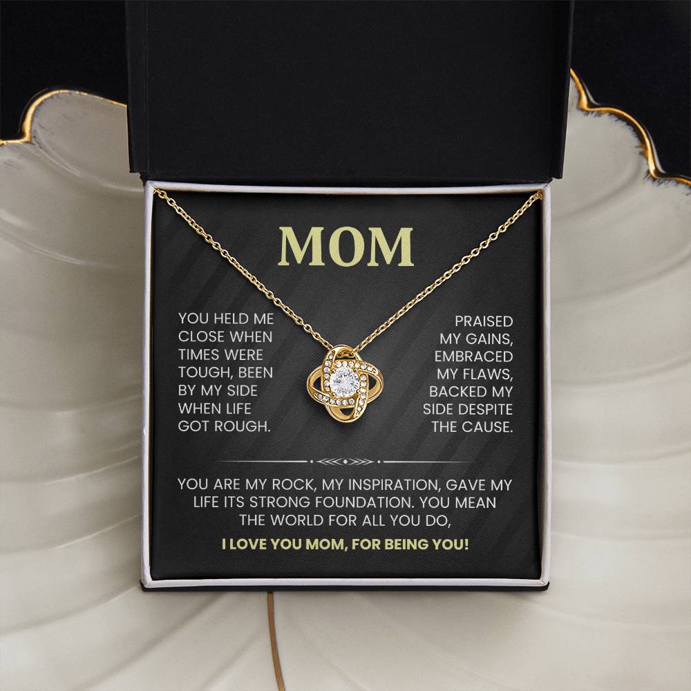 MOM - Knot Necklace