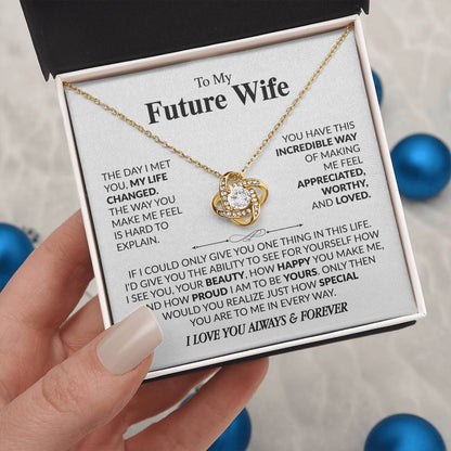 THE DAY I MET YOU - Knot Necklace
