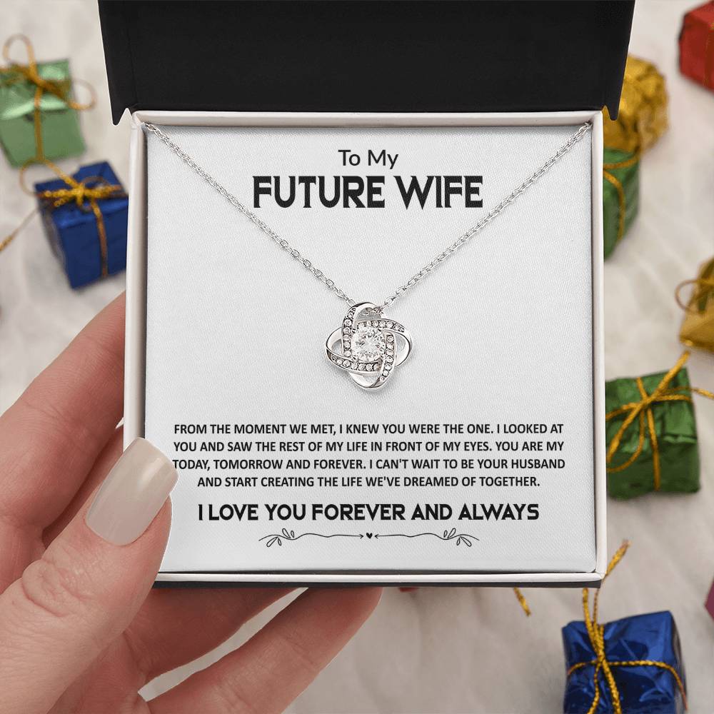 FROM THE MOMENT WE MET - Knot Necklace