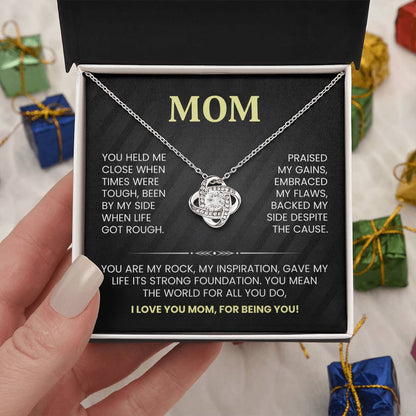 MOM - Knot Necklace