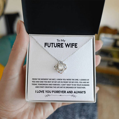 FROM THE MOMENT WE MET - Knot Necklace
