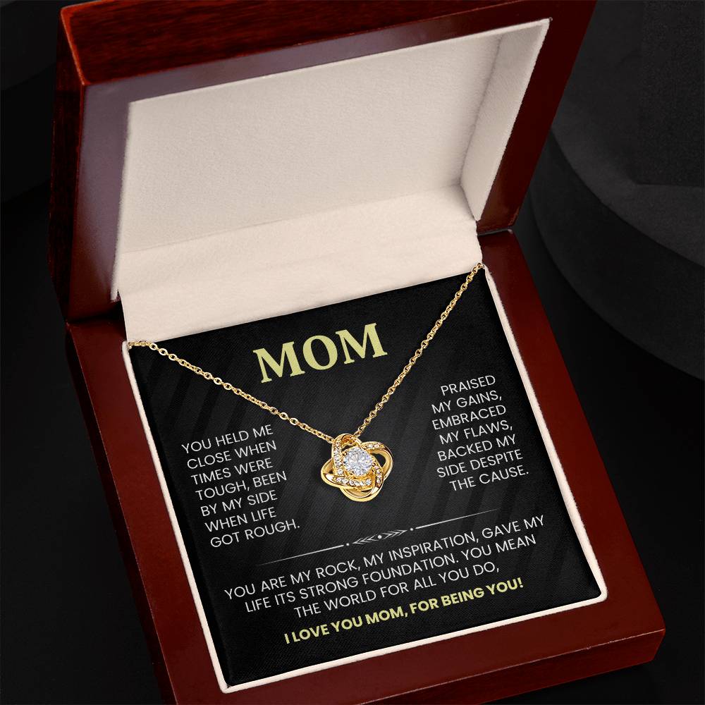 MOM - Knot Necklace