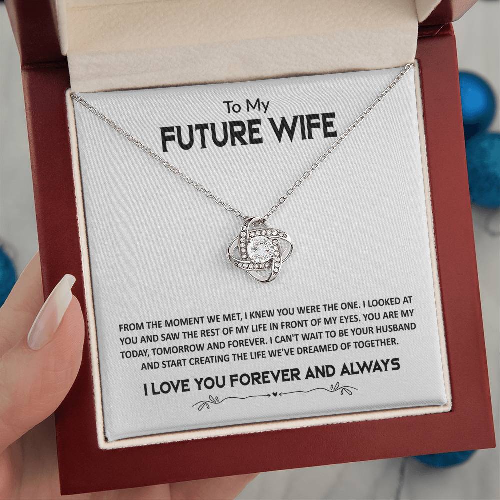 FROM THE MOMENT WE MET - Knot Necklace