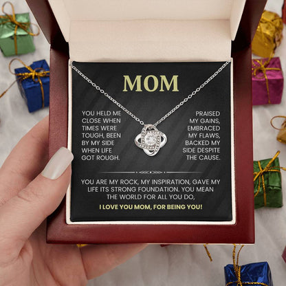 MOM - Knot Necklace