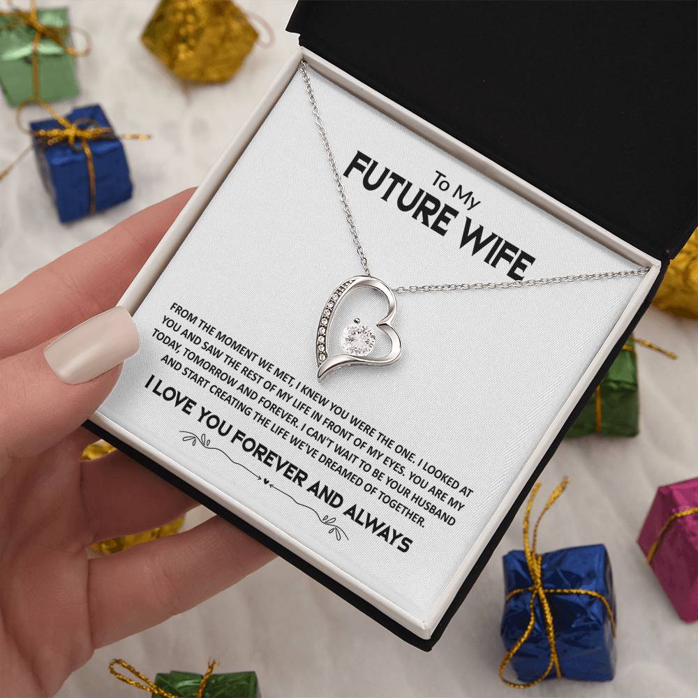 FROM THE MOMENT WE MET - Forever Love Necklace