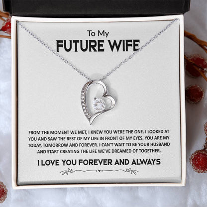 FROM THE MOMENT WE MET - Forever Love Necklace